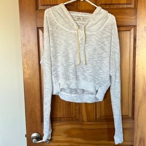 Hollister long-sleeve top with hood. White color, XS/S size